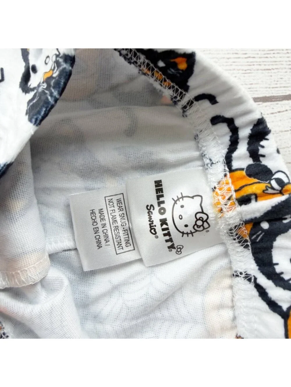 Hello Kitty Halloween Pajama Set Long Sleeve Pumpkin Cat Pattern NWT 3T
